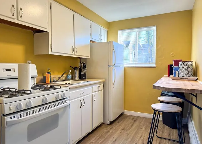 Sleeps 8 2 Full 5 Beds Parking Wifi Apartment Pittsburgh