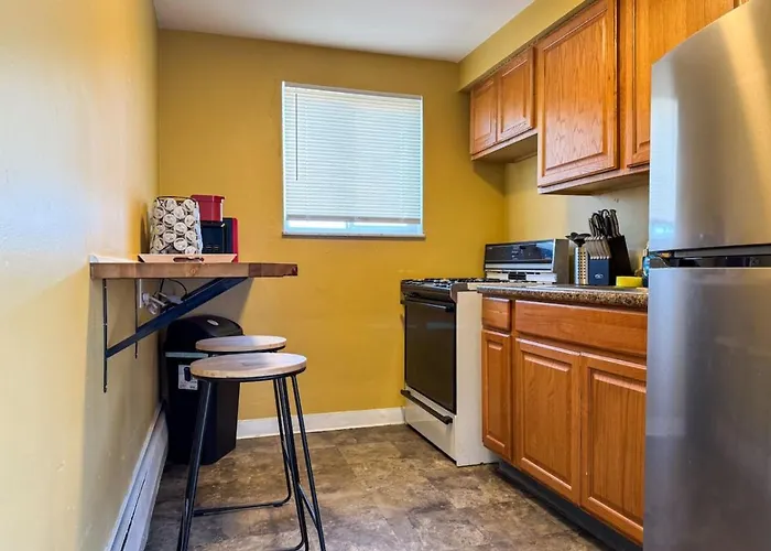 Sleeps 8 2 Full 5 Beds Parking Wifi *